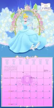 Hercegnős naptár belül